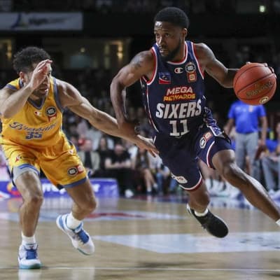 Cotton scores 39 in club debut as 36ers down Brisbane