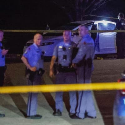 Three dead, eight hurt in North Carolina bar shooting