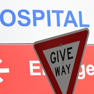 States and feds go toe-to-toe over hospital funding