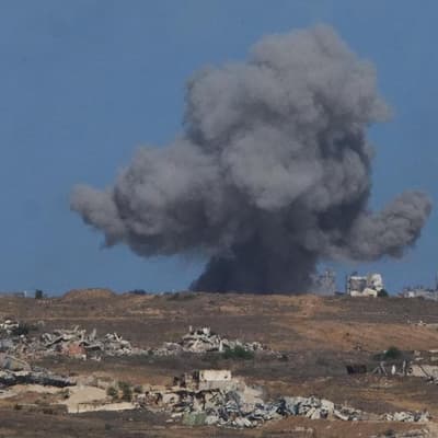 Israel and Hamas prepare for talks as peace hopes rise