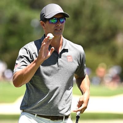 Scott runs hot, putter cold, while hunting PGA Tour win
