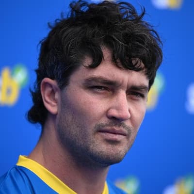 Hawks gun backs Merrett's right to push for AFL trade