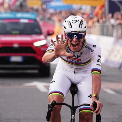 History for Aussie Storer as Pogacar dominates Lombardy