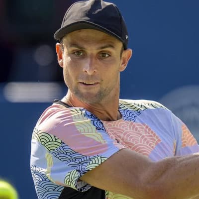 Aussie men serve up hat-trick of wins