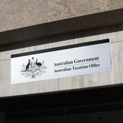 Accountants, ombudsman lash tax office service