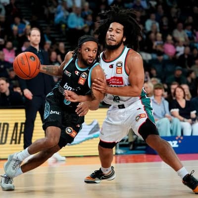 Cellar-dwelling Breakers upset JackJumpers in NBL