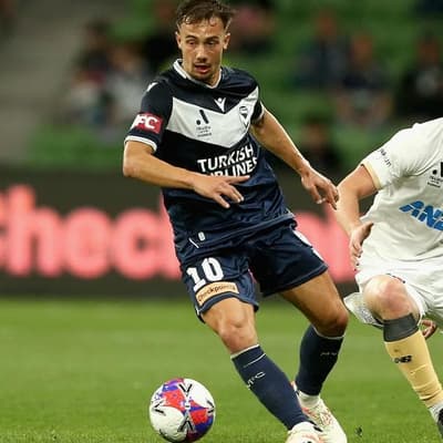 Mata debuts as Victory teammate shines in Auckland draw