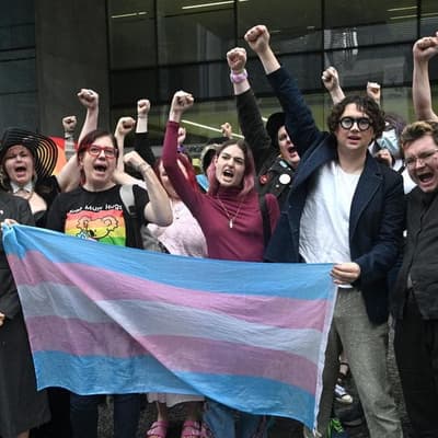 Landmark puberty block ban reinstated by government