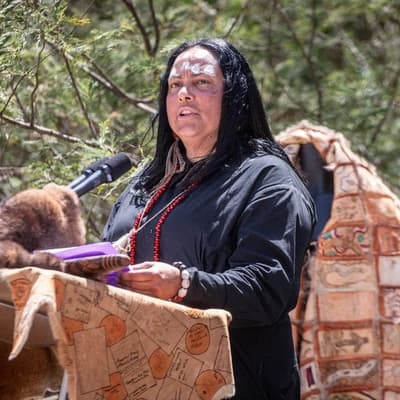 Nation must 'choose courage' as it enters treaty era