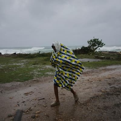 Hurricane Melissa hits Cuba after devastating Jamaica
