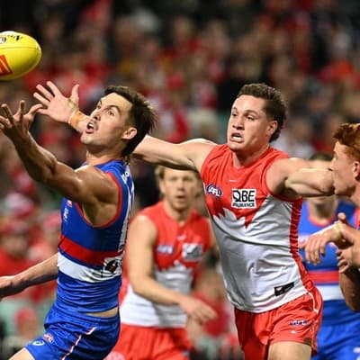 AFL to go ahead with divisive new finals system