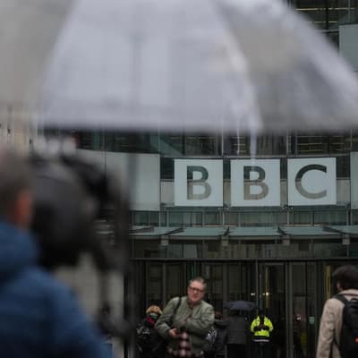 Trump threatens to sue BBC over edited speech