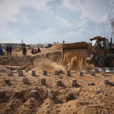 Bodies of 15 Palestinians returned by Israel to Gaza