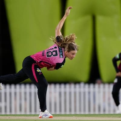 Sixers teen's surprise hat-trick as Thunder fizzles out