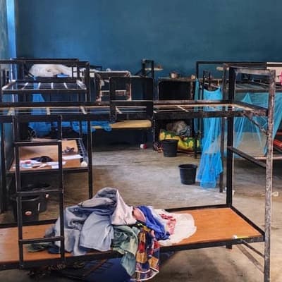 More than 300 Nigerian children abducted from school