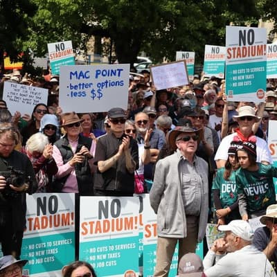 'Vote it down': anti-stadium rally urges undecided MPs