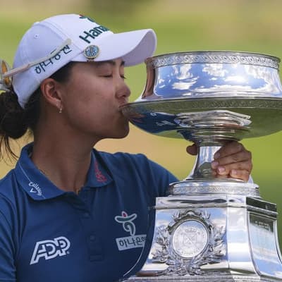 Lee sets new Aussie golf mark with fourth Norman medal