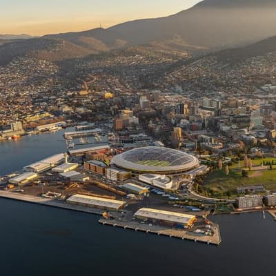 Experts defend no-stadium call ahead of crucial vote