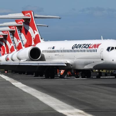 Base closures 'catastrophe' for regional Qantas workers