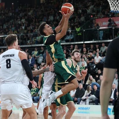 Boomers hold off Tall Blacks for qualifying win