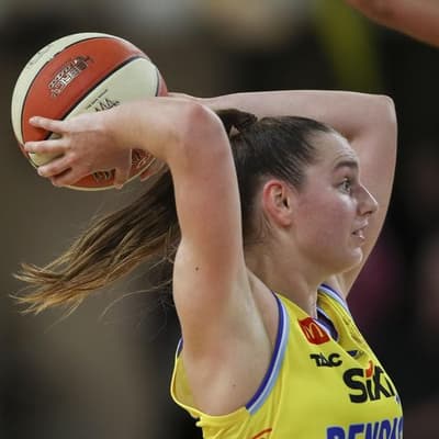 Embattled Adelaide unable to overcome brilliant Borlase