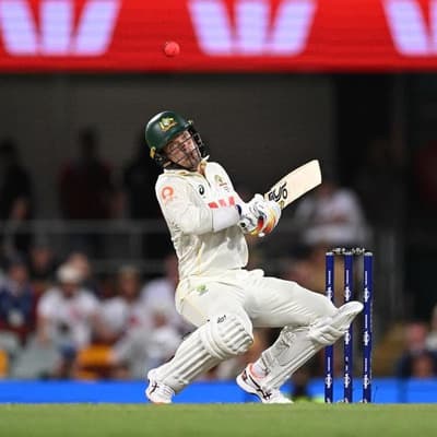 Aussies take the lead after messy day at Gabba