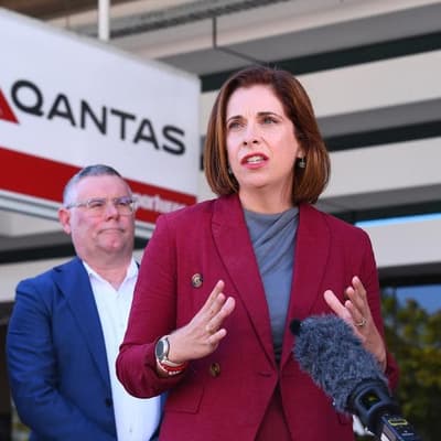 Call for independent body to review minister's spending