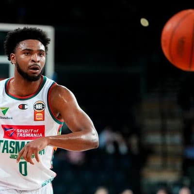 Phoenix stuck in 'mud' as JackJumpers find form