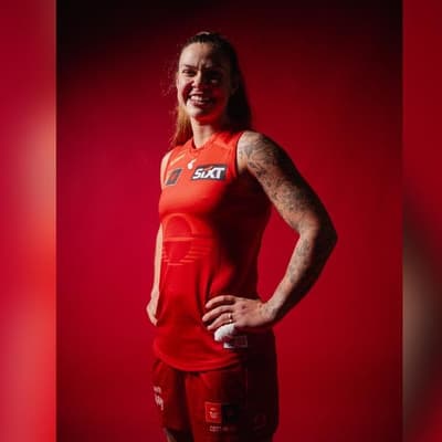 How Gold Coast convinced AFLW superstar to join Suns