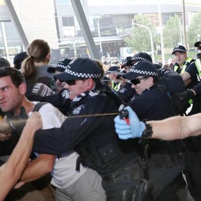 Call to end police OC spray use after landmark finding