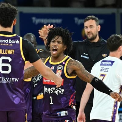 Melbourne United off target as Kings rule in overtime
