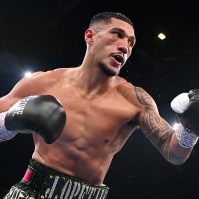 Opetaia calls out new champ on unification quest