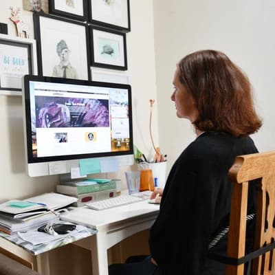 Long commute deal breaker as workers stay close to home