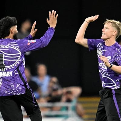 Hurricanes open title defence with tight Sydney win