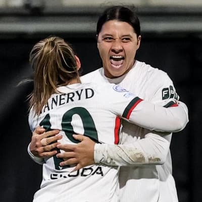 Kerr heroics send Chelsea into Champions League QF