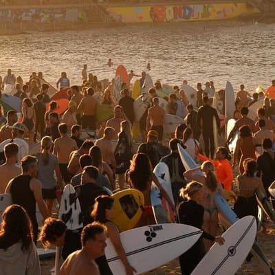 National day of mourning, gun reform to follow massacre