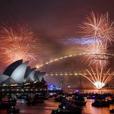 Bridge to shine with message of peace for New Year