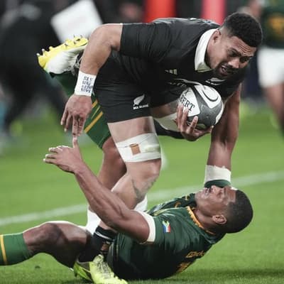 Kobe Steelers earn more bragging rights for Rennie