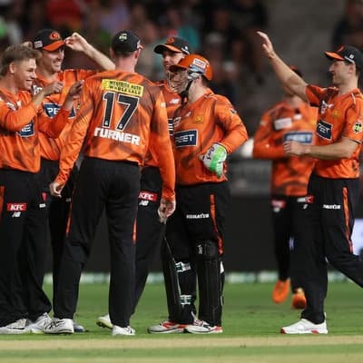 Unlucky Ashton helps turn around Perth's season