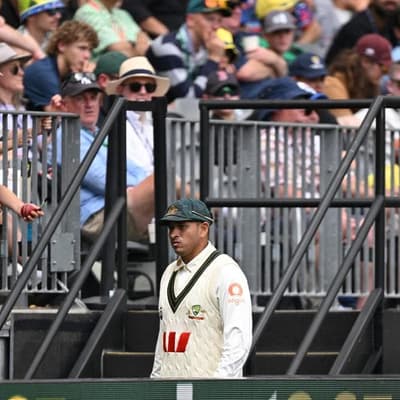 Gillespie says Khawaja golf scrutiny wasn't racial