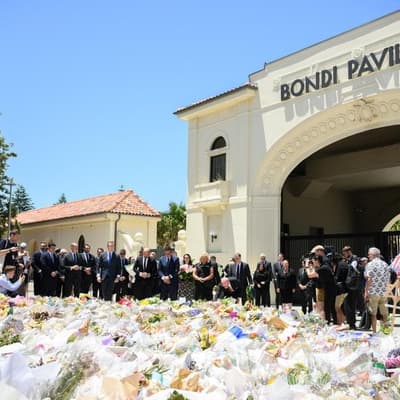 Labor mulls early parliament sitting after Bondi attack