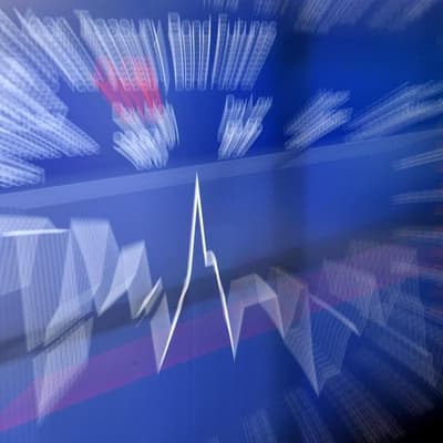 Aussie shares flat as oil swings on US-Venezuela coup