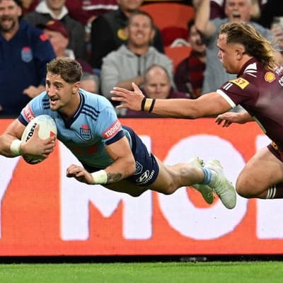 No welcome mat for league's Lomax from Wallabies star