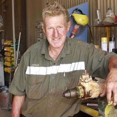 'Horrible' graffiti could be linked to outback murder