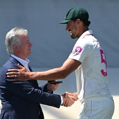 Starc warning: age no barrier for Aussies at next Ashes