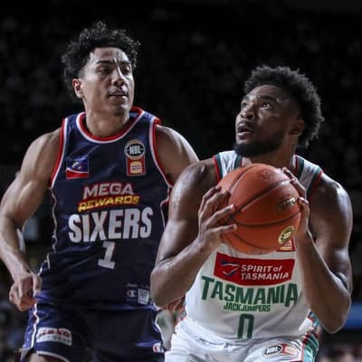 Miserly JackJumpers put clamps on ladder-leading 36ers