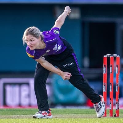 Former captain wants SOS sent for Nicola Carey