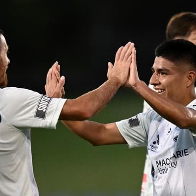 Undermanned Sydney bulldoze Macarthur in ALM demolition