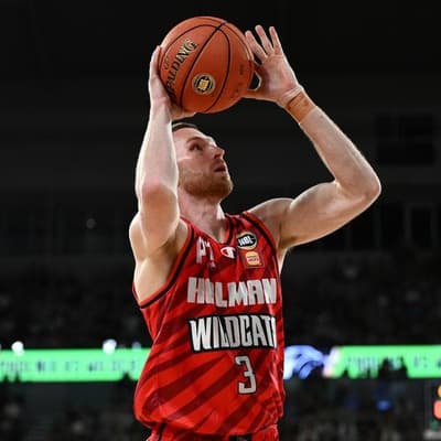 Injuries dampen Wildcats' road win over Phoenix