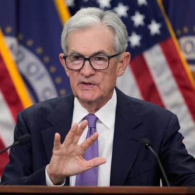 Central bankers defend Fed's Powell after Trump threat